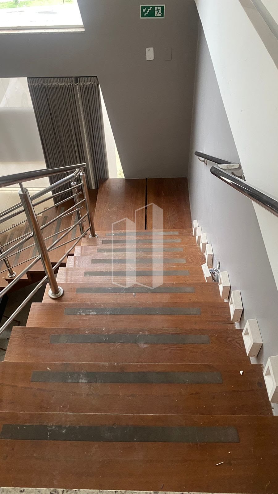 Comercial para alugar com 3 banheiros, 8 vagas e 443m² no Jardim América, Goiânia (GO) — foto 15 de 17