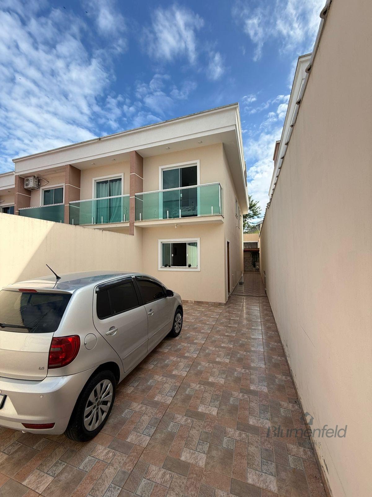 Casa à venda com 3 quartos, 2 banheiros e 2 vagas no Parque Residencial Scaffid II, Itaquaquecetuba — foto principal