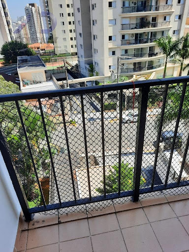 Apartamento em Vila Gumercindo  -  São Paulo