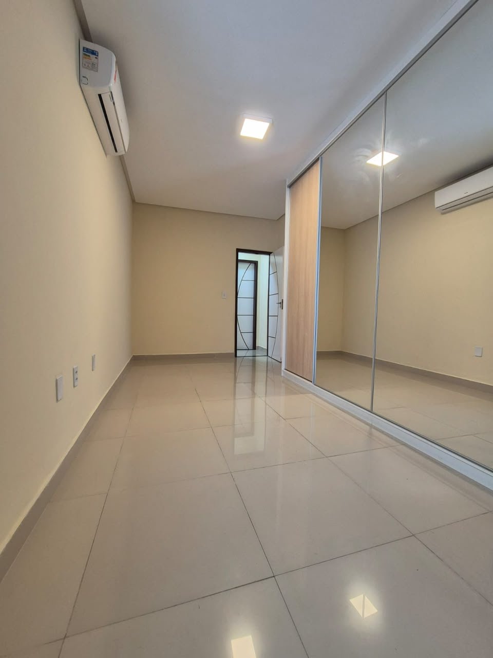Casa à venda com 2 quartos, 1 suíte, 1 vaga e 81m² no Mangabeira, Feira de Santana (BA) — foto 26 de 28