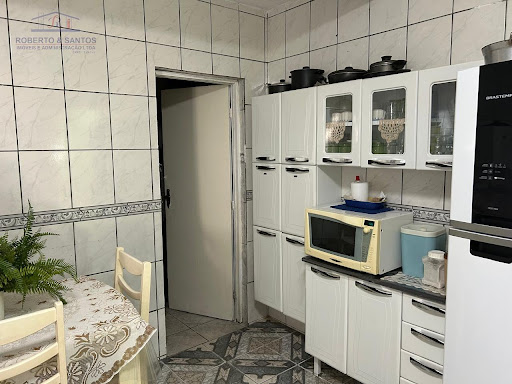 Cozinha com armários
