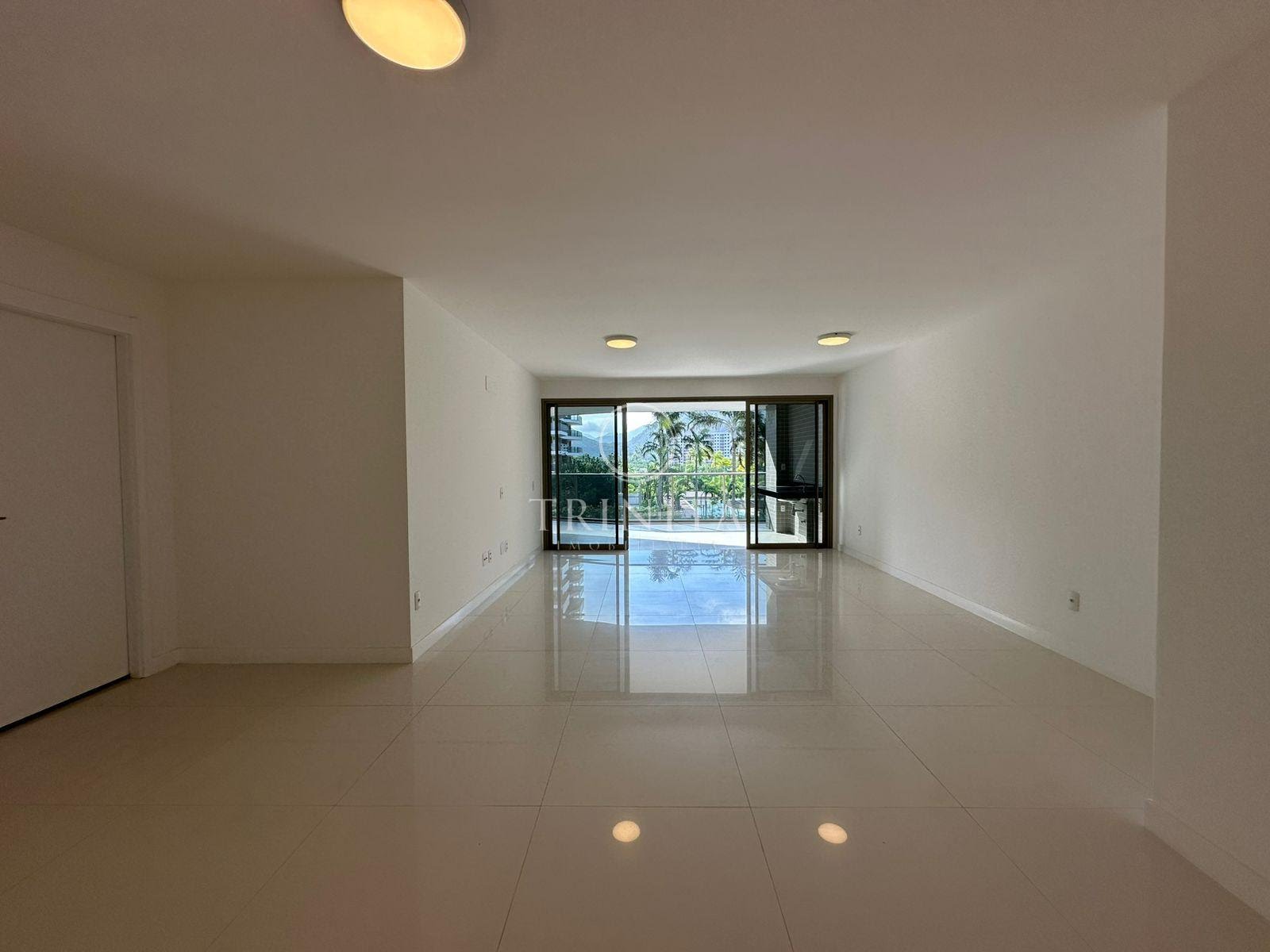sala-trinitaimobiliaria-orobyorare-ilhapura