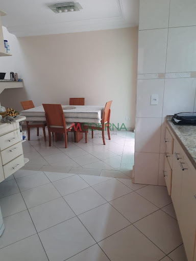Sobrado à venda em Rudge Ramos, SBC | 3 dorms, 2 suítes