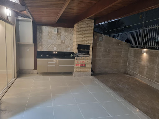 Excelente casa reformada no Condomínio Aldeia das Laranjeiras