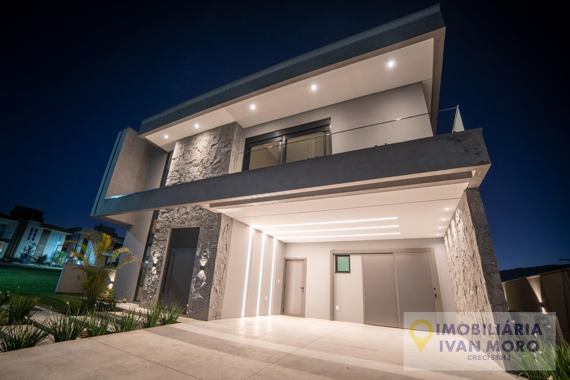 Casa à venda com 4 quartos, 4 suítes, 4 vagas e 261m² no São João do Rio Vermelho, Florianópolis (SC) — foto 28 de 30