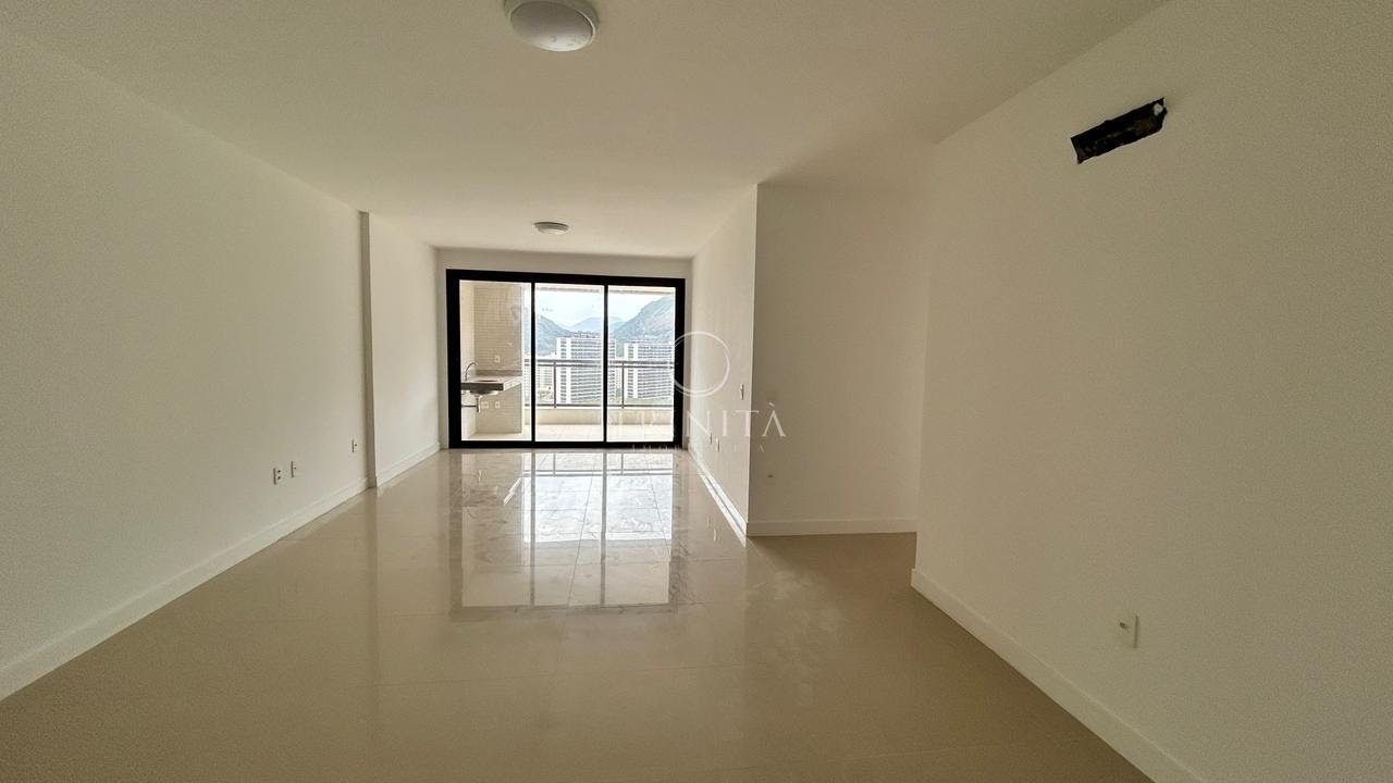 sala-trinitaimobiliaria-elos-ilhapura