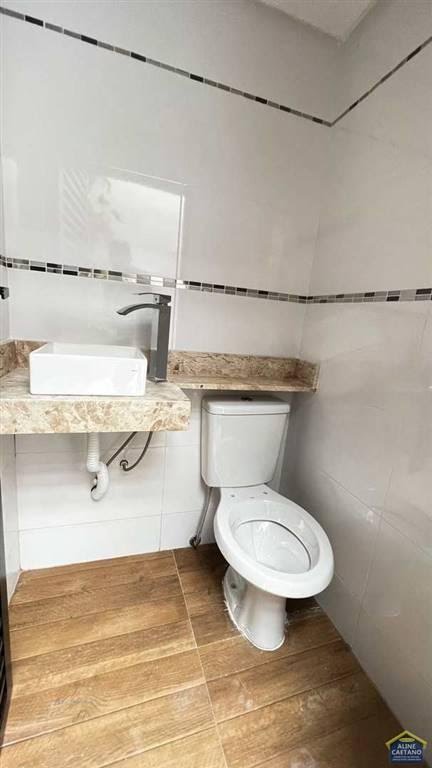 Casa à venda com 3 quartos, 2 suítes, 2 vagas e 116m² no Vilamar, Praia Grande (SP) — foto 8 de 30