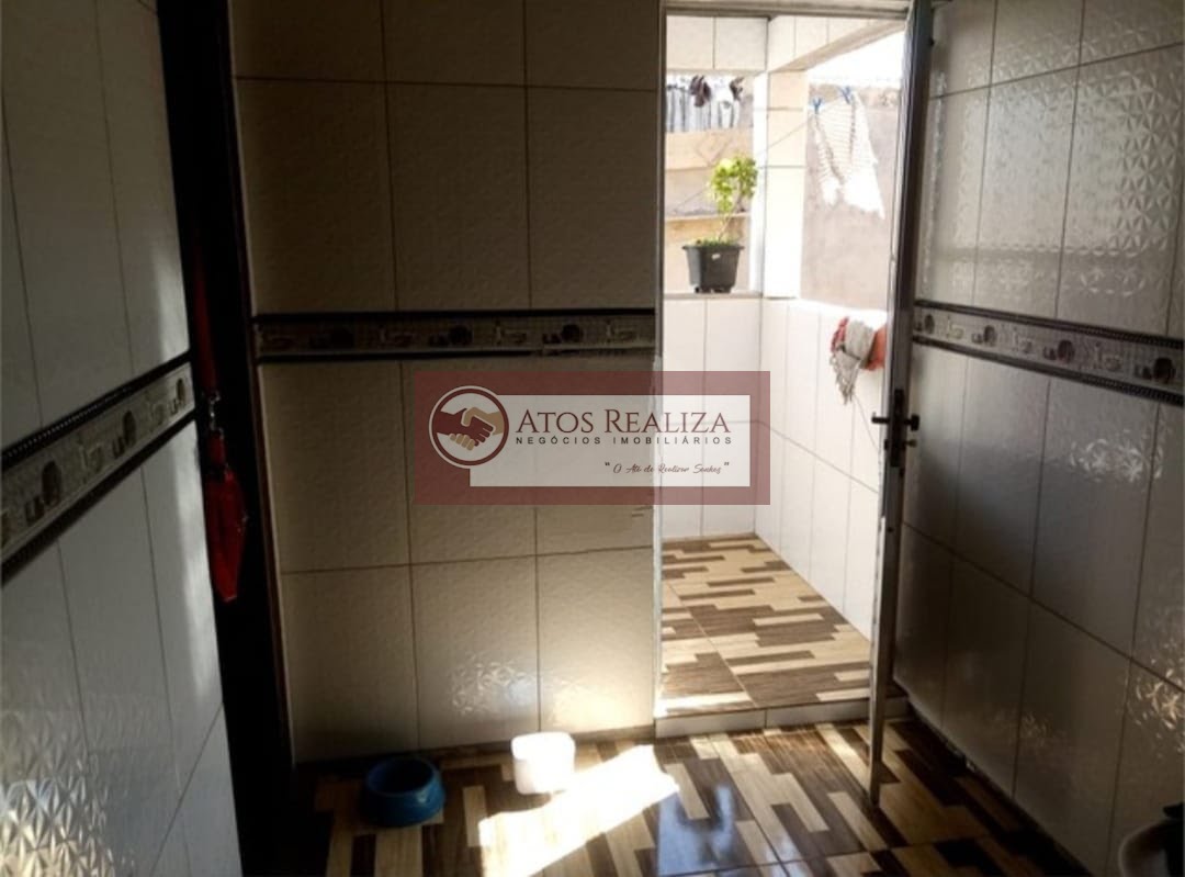 Casa à venda com 3 quartos, 1 suíte, 2 vagas e 125m² no Balneário São José, São Paulo (SP) — foto 4 de 16