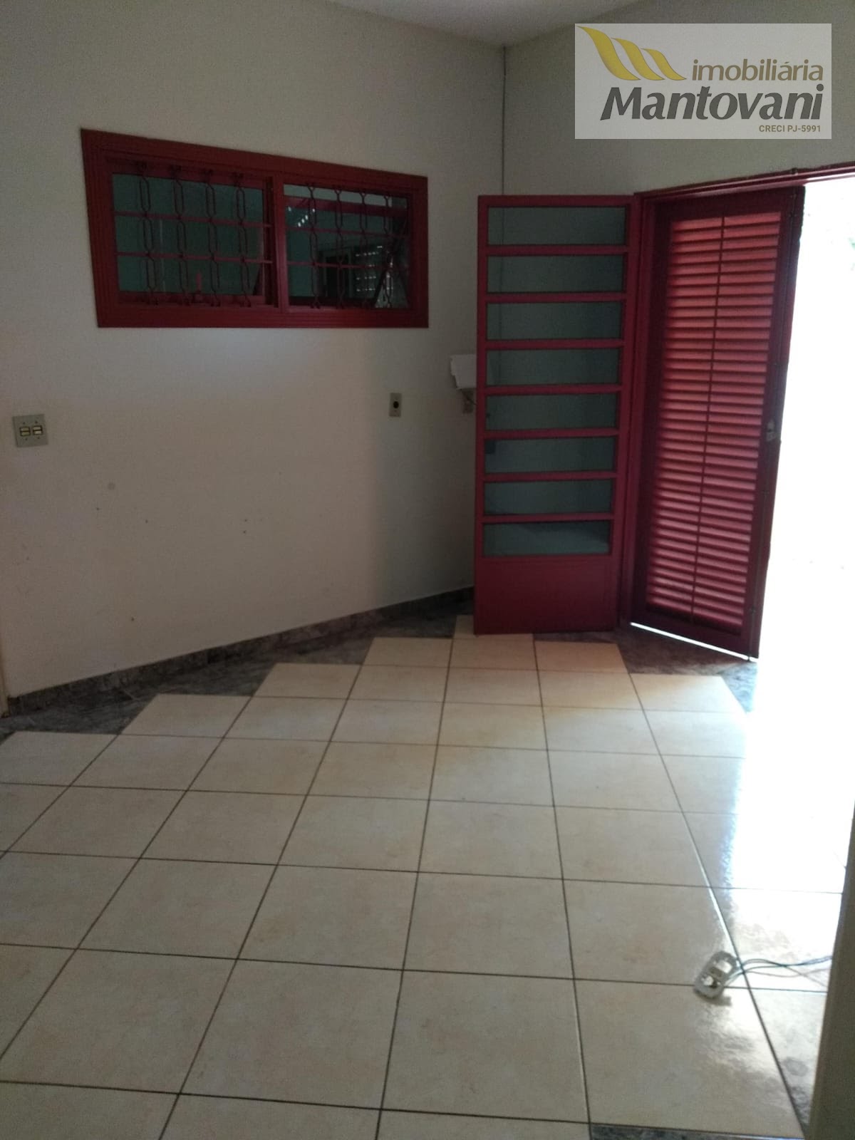 Casa à venda com 3 quartos, 1 suíte e 3 vagas no Jardim São João, Tatuí (SP) — foto 3 de 13