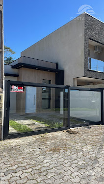 Casa Mobiliada com Spa Privativo no Centro de Matinhos