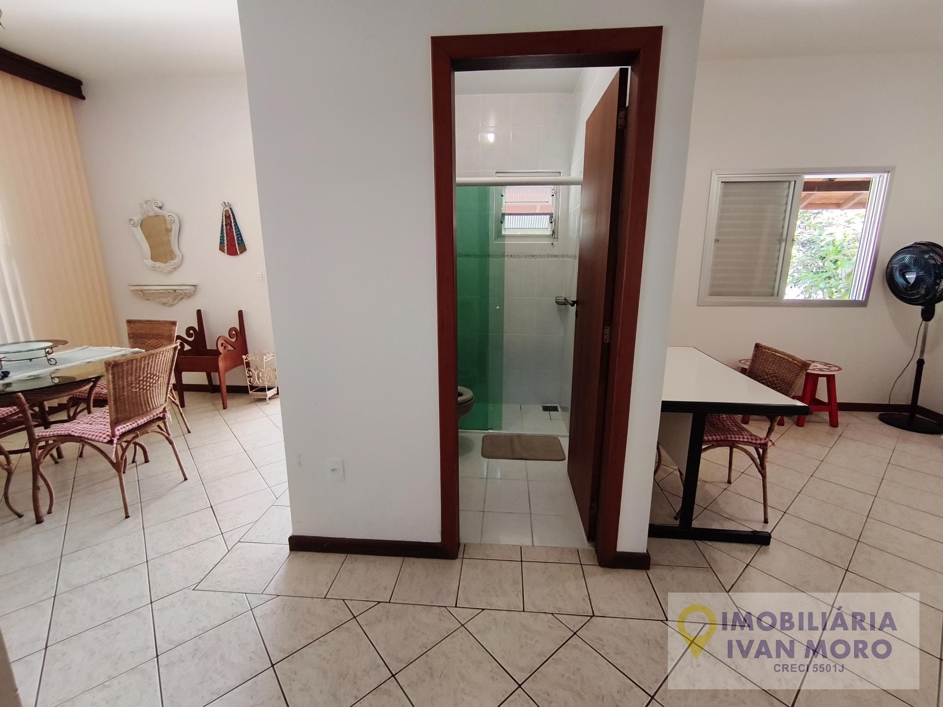 Casa para alugar com 4 quartos, 2 banheiros e 2 vagas no Daniela, Florianópolis (SC) — foto 12 de 30