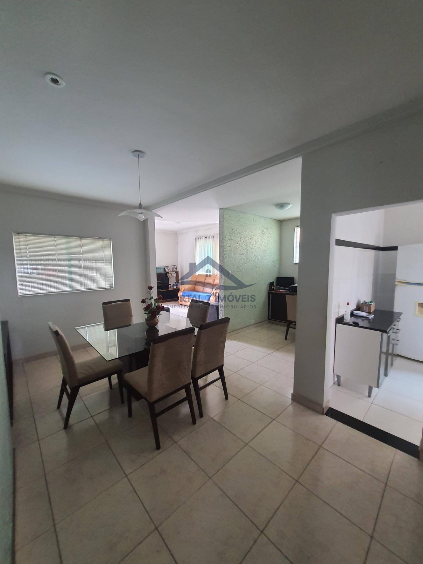 Casa à venda com 2 quartos, 1 suíte, 2 vagas e 140m² no São Geraldo, Sete Lagoas (MG) — foto 8 de 25