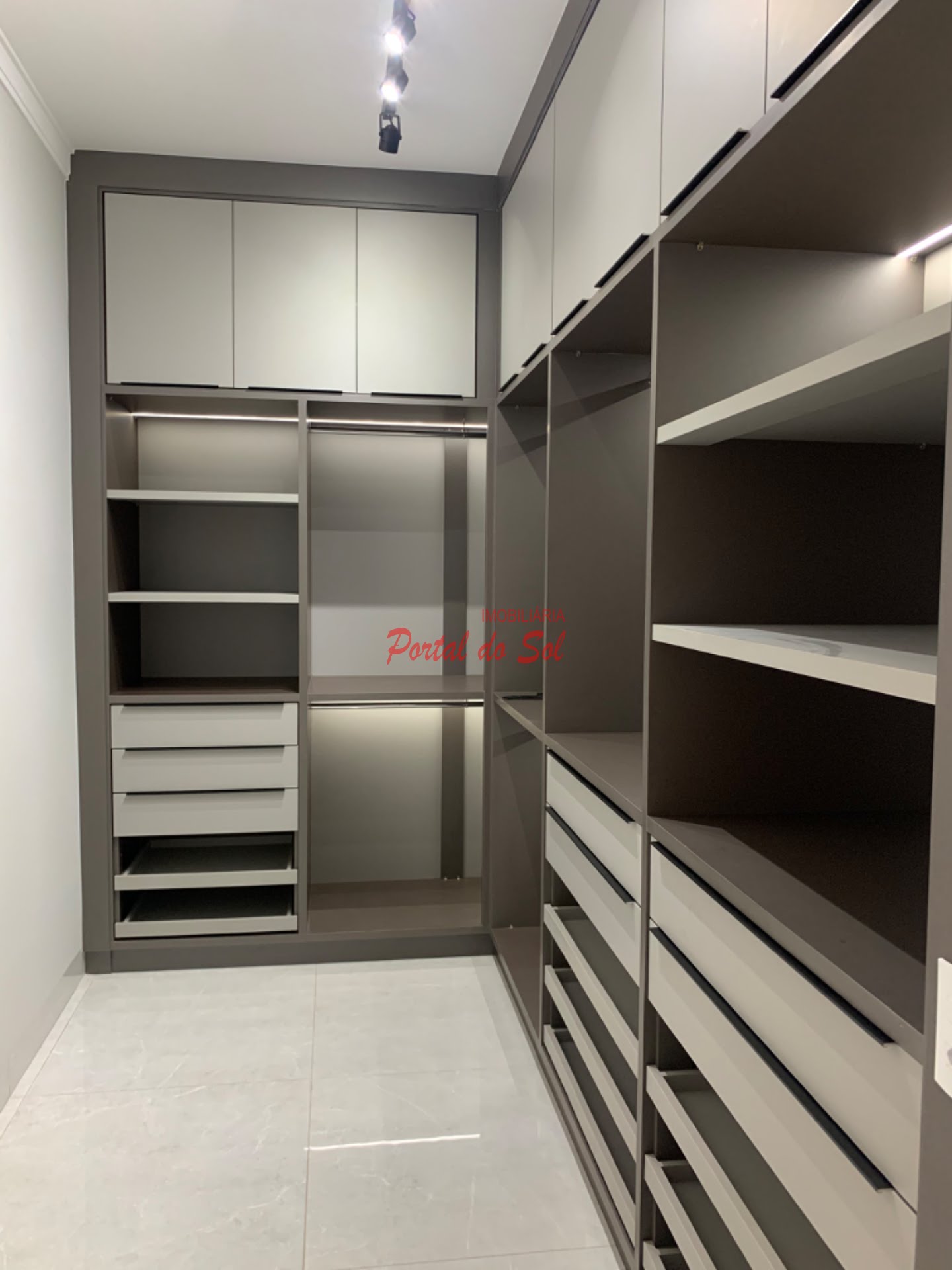 Casa à venda com 3 quartos, 3 suítes, 2 vagas e 390m² no Residencial Royal Park, Santo Antônio da Platina (PR) — foto 21 de 23