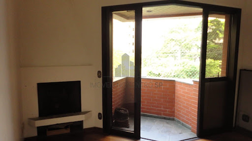 Apartamento em Vila Andrade  -  São Paulo
