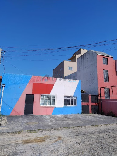 Casa com Sala Comercial em Forquilhinhas  -  São José