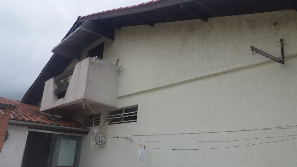 Casa à venda com 5 quartos, 3 suítes, 5 vagas e 240m² no Center Ville, Arujá (SP) — foto 13 de 15