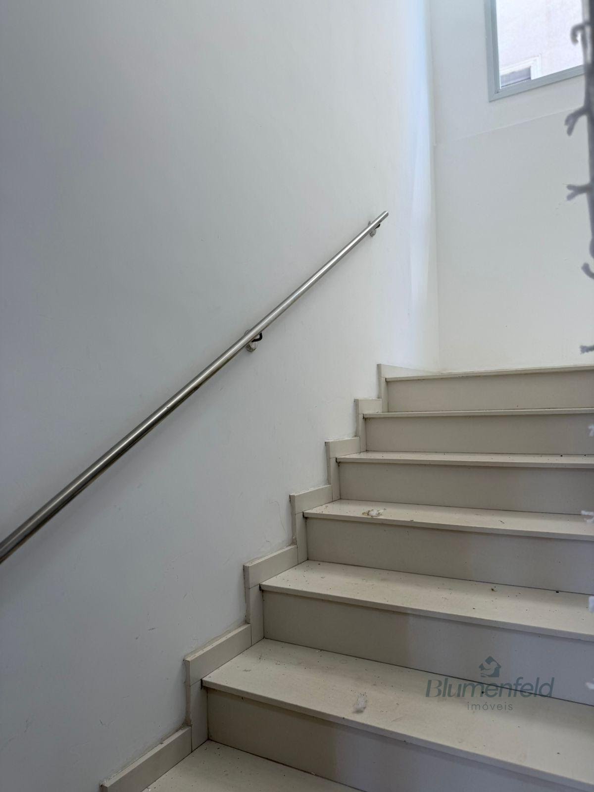 Casa à venda com 4 quartos, 3 suítes, 5 vagas e 320m² no Jardim Fazenda Rincao, Arujá (SP) — foto 17 de 30