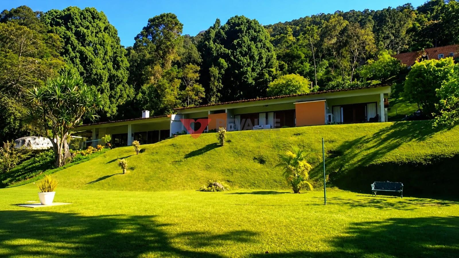 Casa à venda com 5 quartos, 8 suítes, 2 vagas e 730m² no Cuiabá, Petrópolis (RJ) — foto 19 de 20