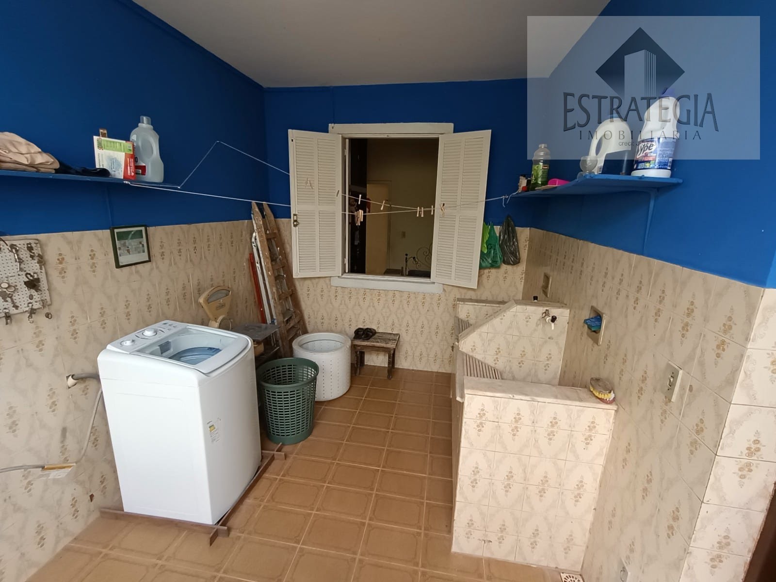 Casa à venda com 3 quartos, 1 suíte, 6 vagas e 380m² no Castelânea, Petrópolis (RJ) — foto 11 de 24