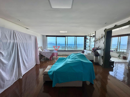 Luxuoso Apartamento em Copacabana: 3 quartos à Venda