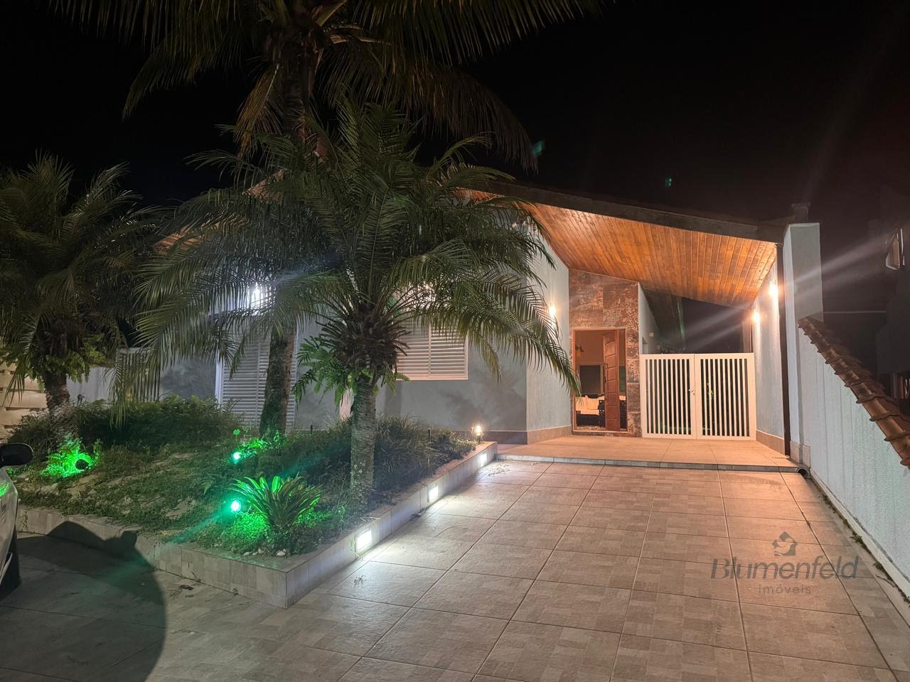 Casa à venda com 4 quartos, 2 banheiros e 200m² no Morada da Praia, Bertioga (SP) — foto 2 de 20