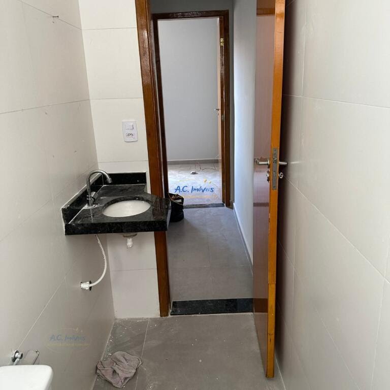 Casa à venda com 2 quartos, 2 banheiros, 1 vaga e 53m² no Jardim Melvi, Praia Grande (SP) — foto 22 de 30