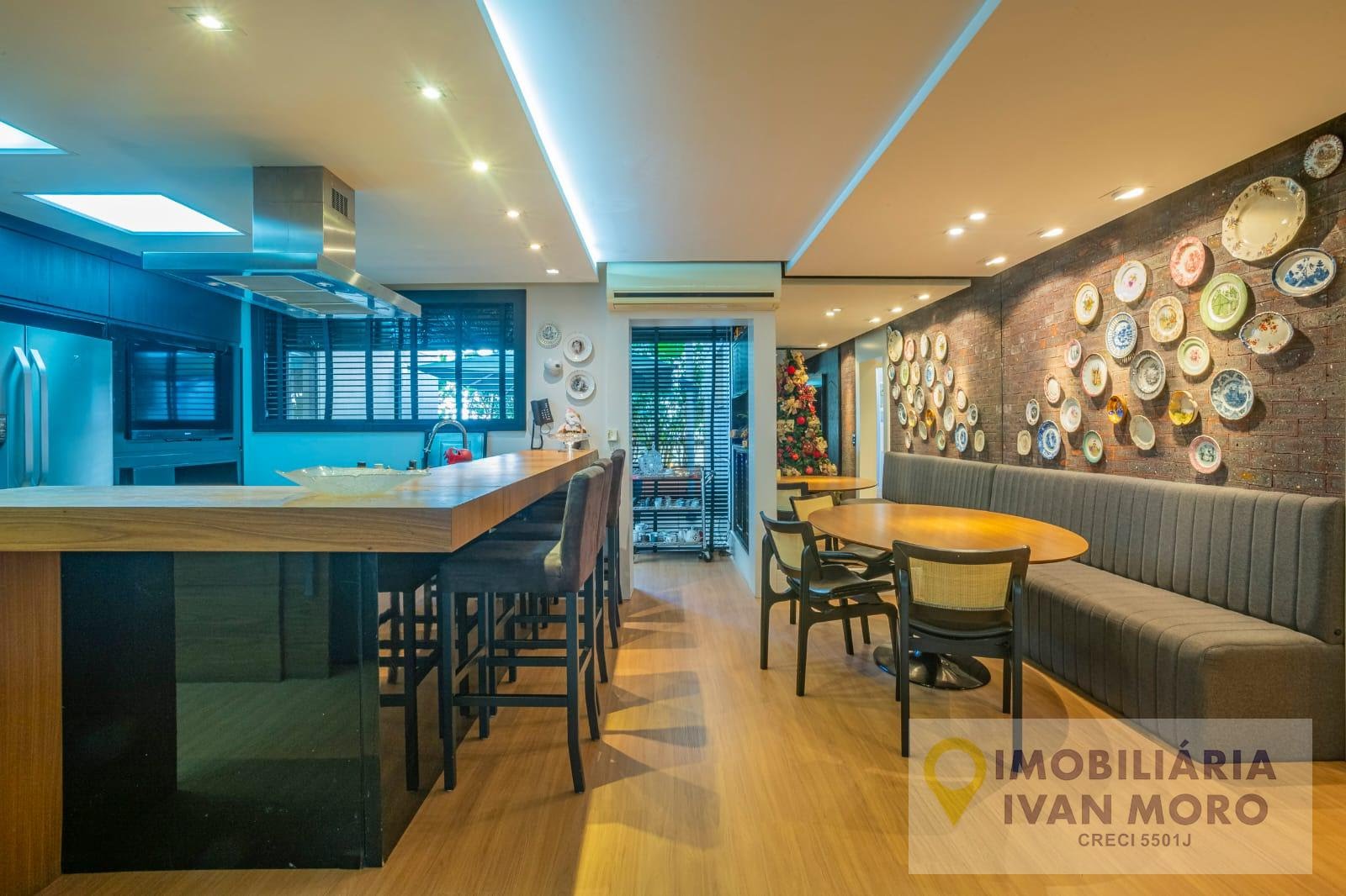 Apartamento à venda com 4 quartos, 2 suítes, 3 vagas e 325m² no Centro, Florianópolis (SC) — foto 6 de 30