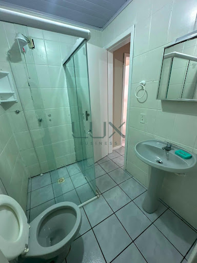 Apartamento 03 Dorm. em Meia Praia  -  Itapema