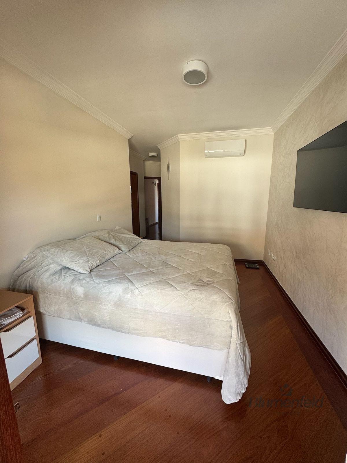Casa à venda com 4 quartos, 1 suíte, 2 vagas e 400m² no Condomínio Arujazinho IV, Arujá (SP) — foto 16 de 30
