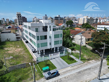 Cobertura Linear: Casa nas alturas a 3 Quadras do Mar