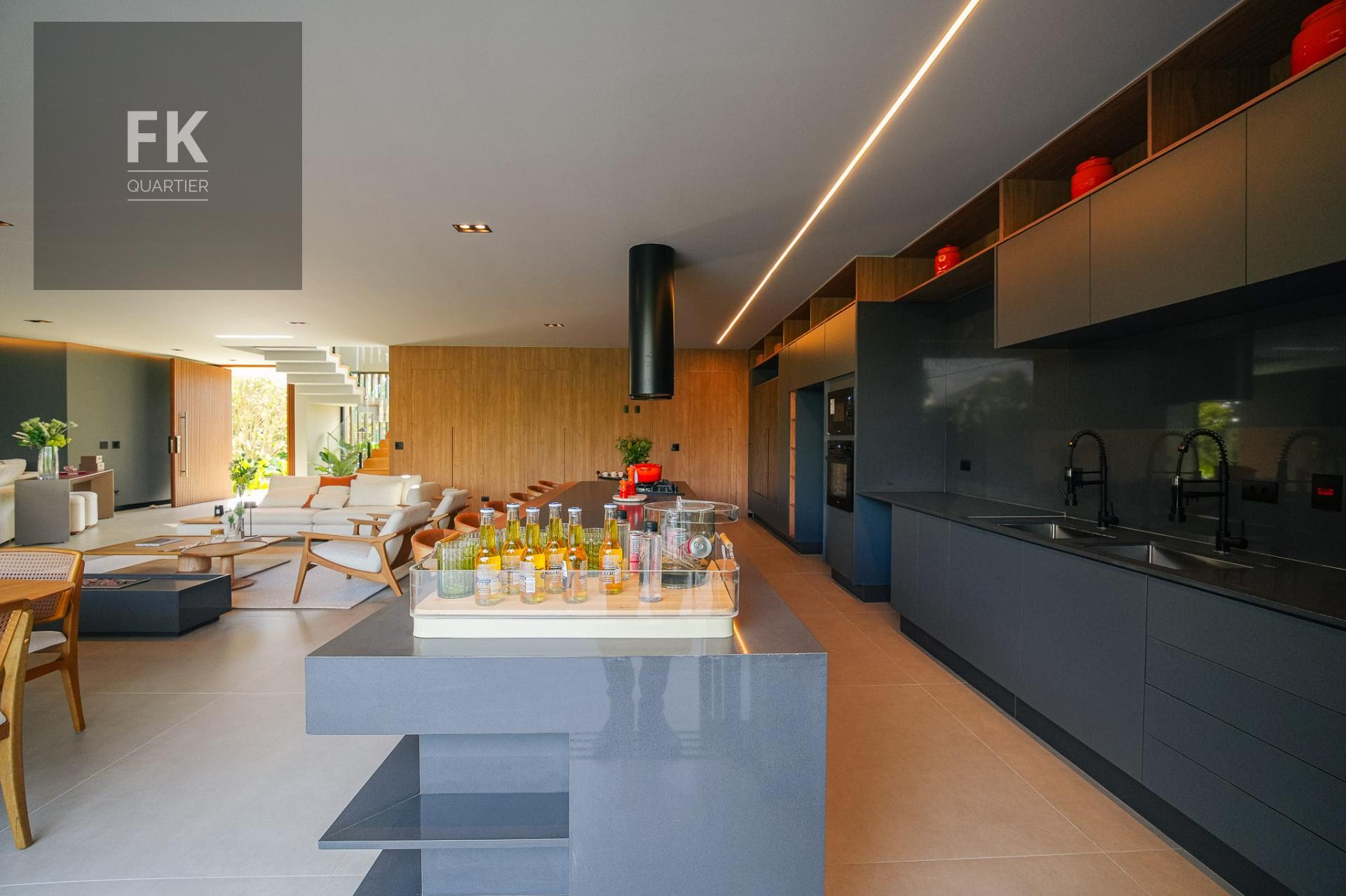 Casa à venda com 4 quartos, 4 suítes, 4 vagas e 500m² no Alphaville, Santana de Parnaíba (SP) — foto 9 de 30