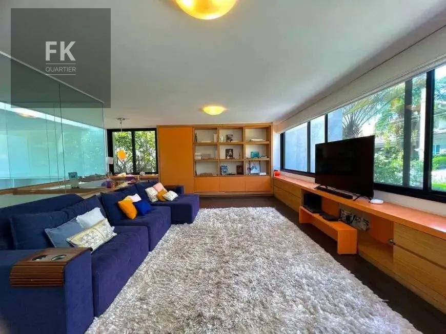 Casa à venda com 3 quartos, 3 suítes, 3 vagas e 320m² no Alphaville Residencial Dois, Barueri (SP) — foto 10 de 25