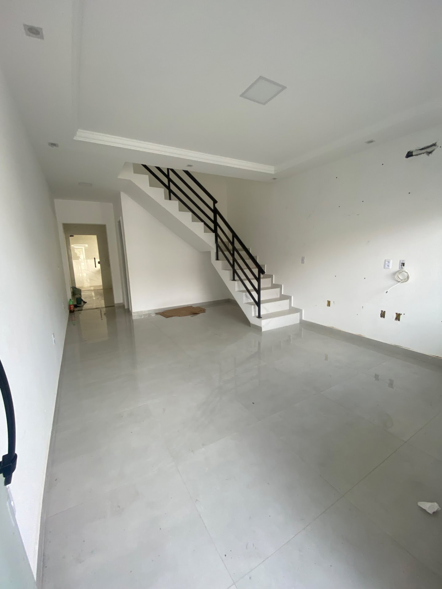 Casa à venda com 2 quartos, 1 suíte, 1 vaga e 110m² no Vargem Grande, Rio de Janeiro (RJ) — foto 2 de 8
