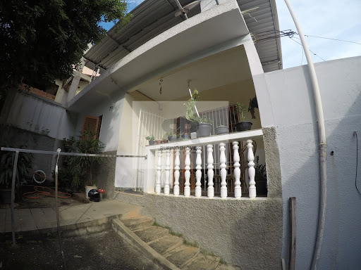 Casa em Independência  -  Cataguases