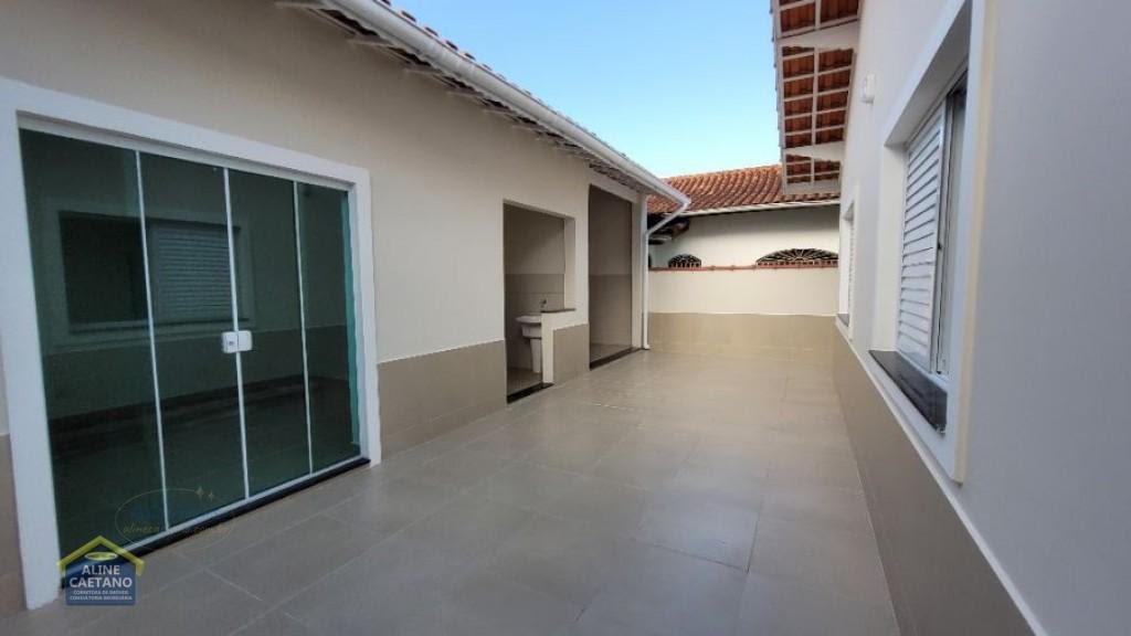 Casa à venda com 3 quartos, 3 suítes, 3 vagas e 124m² no Jardim Imperador, Praia Grande (SP) — foto 20 de 26