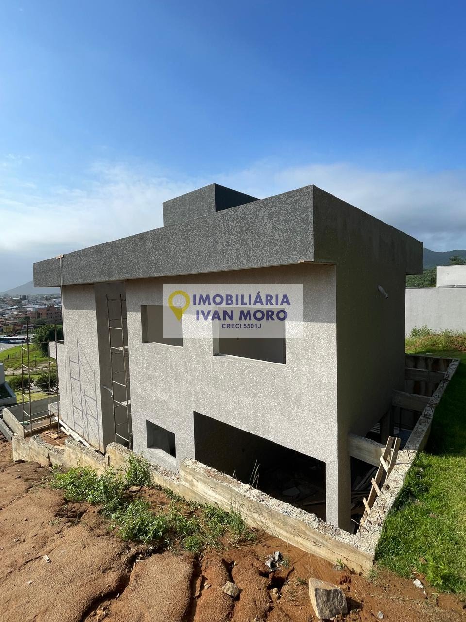 Casa à venda com 3 quartos, 2 suítes, 2 vagas e 325m² no Ingleses Norte, Florianópolis (SC) — foto 3 de 30