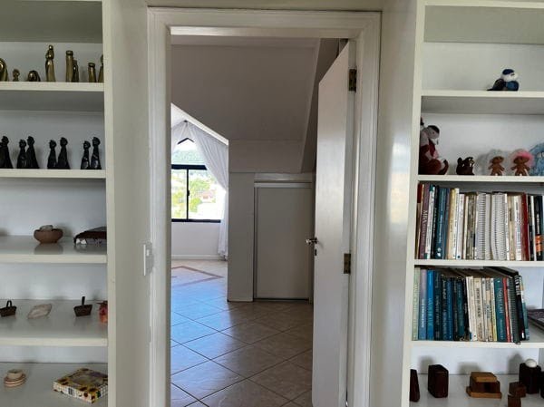 Cobertura à venda com 3 suítes, 2 vagas e 330m² no Jurerê, Florianópolis (SC) — foto 15 de 30
