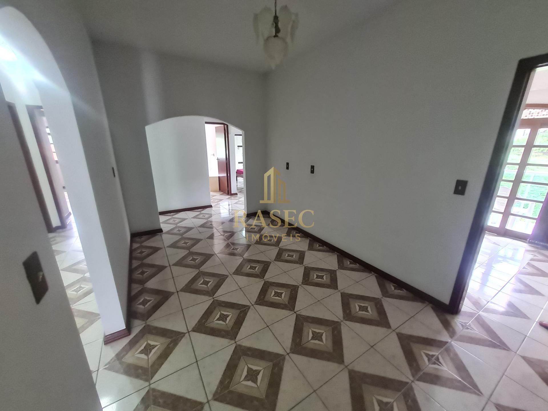 Casa à venda com 5 quartos, 2 banheiros, 2 vagas e 750m² no Paquetá, Brusque (SC) — foto 14 de 24