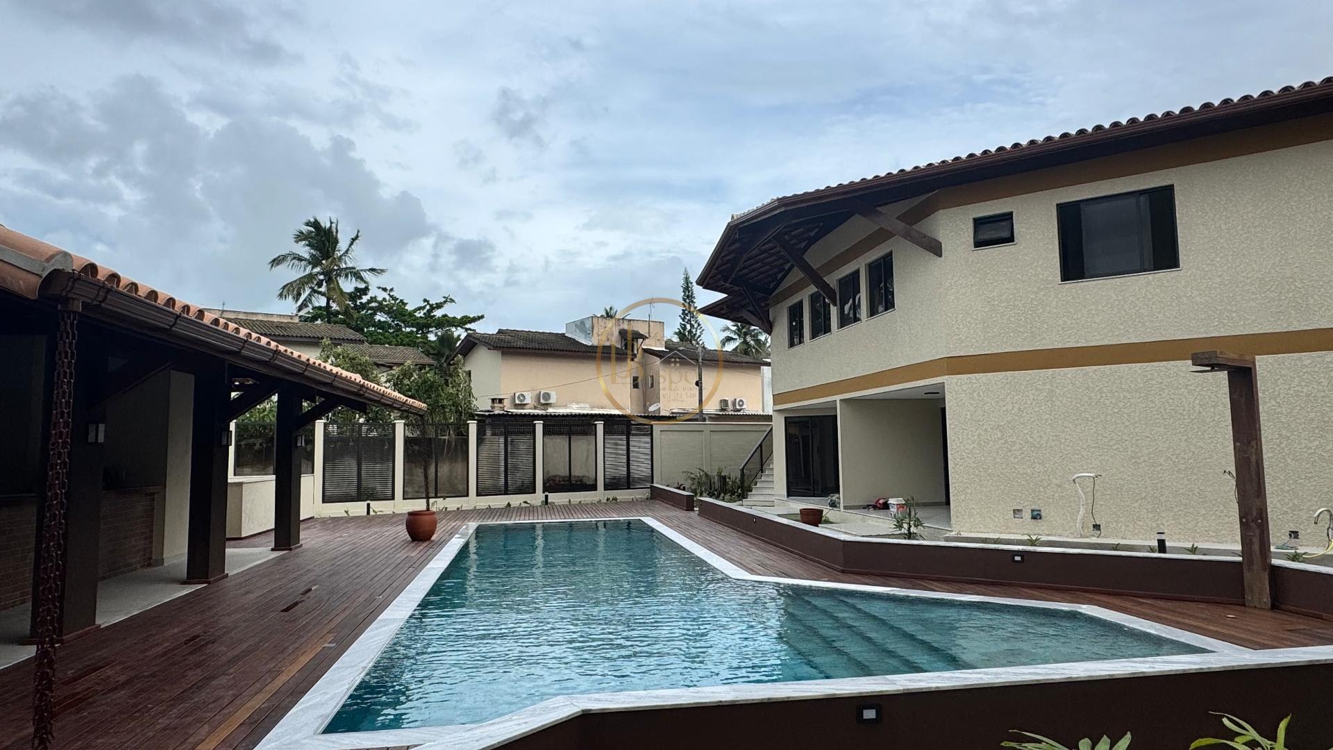 Apartamento à venda com 3 quartos, 3 suítes, 1 vaga e 154m² no Taperapuã, Porto Seguro (BA) — foto 2 de 17
