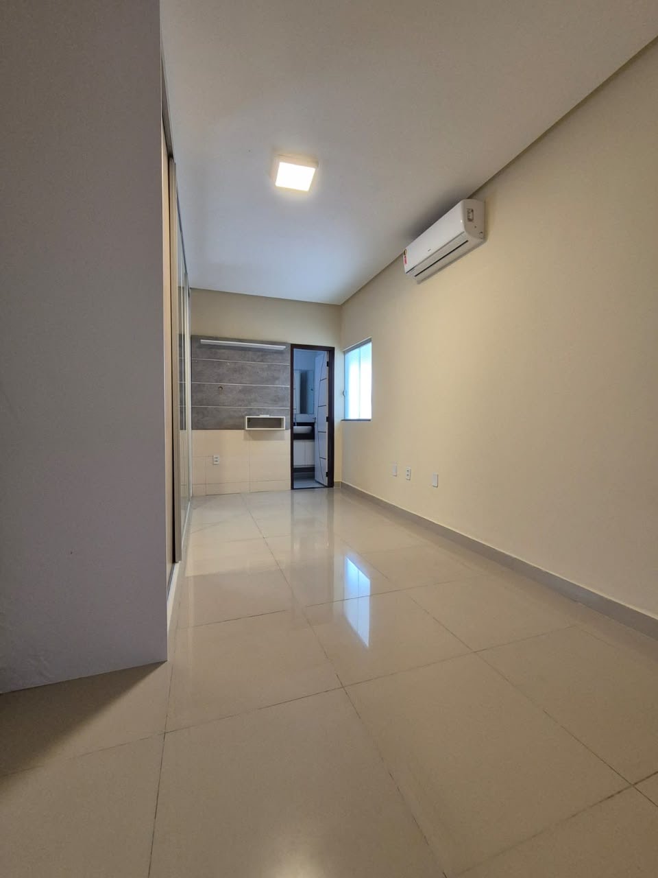 Casa à venda com 2 quartos, 1 suíte, 1 vaga e 81m² no Mangabeira, Feira de Santana (BA) — foto 11 de 28