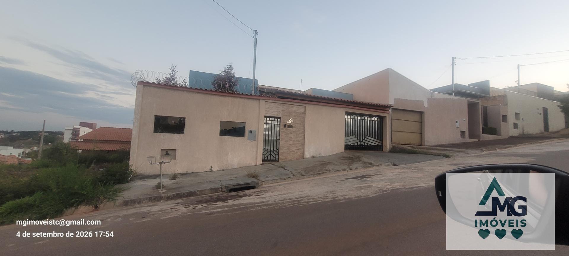 Casa, 3 quartos, 200 m² - Foto 1