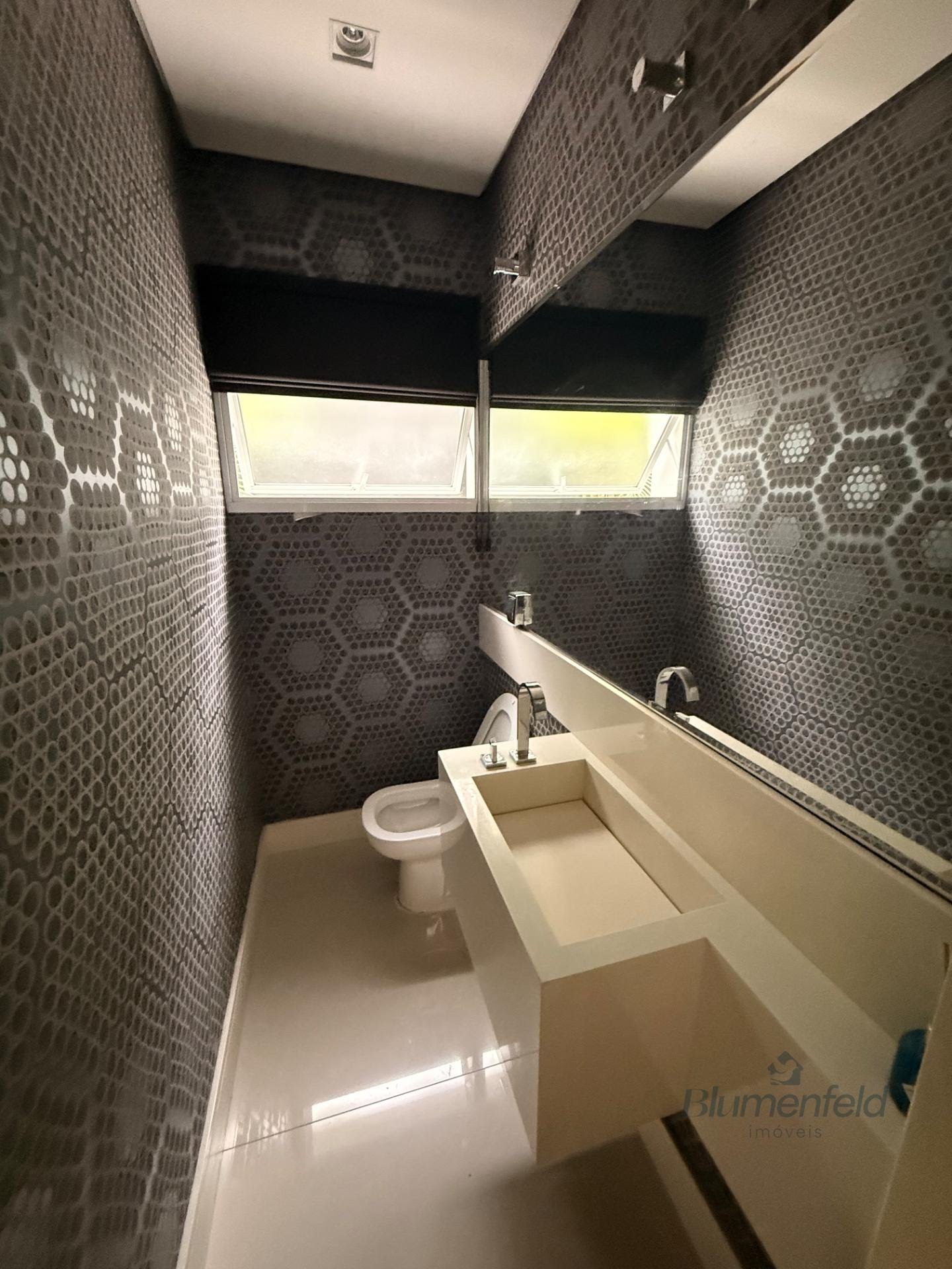 Casa à venda com 4 quartos, 4 suítes, 4 vagas e 300m² no Condomínio Arujazinho IV, Arujá (SP) — foto 12 de 30