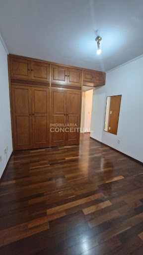 Quarto 1 - Armário