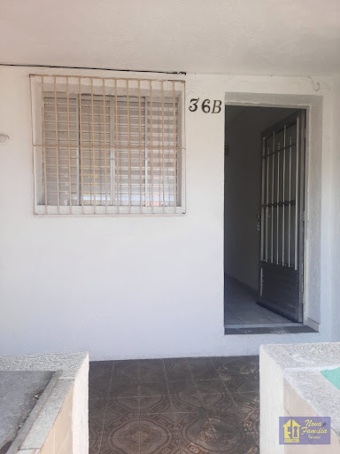 Casa em Jardim Aida - Guarulhos: 1 dormitório, suíte, 1 banheiro - venda por R$ 1.310 ou locação