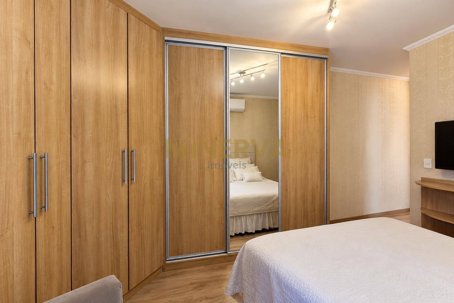 Casa à venda com 3 quartos, 1 suíte, 2 vagas e 140m² no Vila Augusta, Guarulhos (SP) — foto 14 de 22