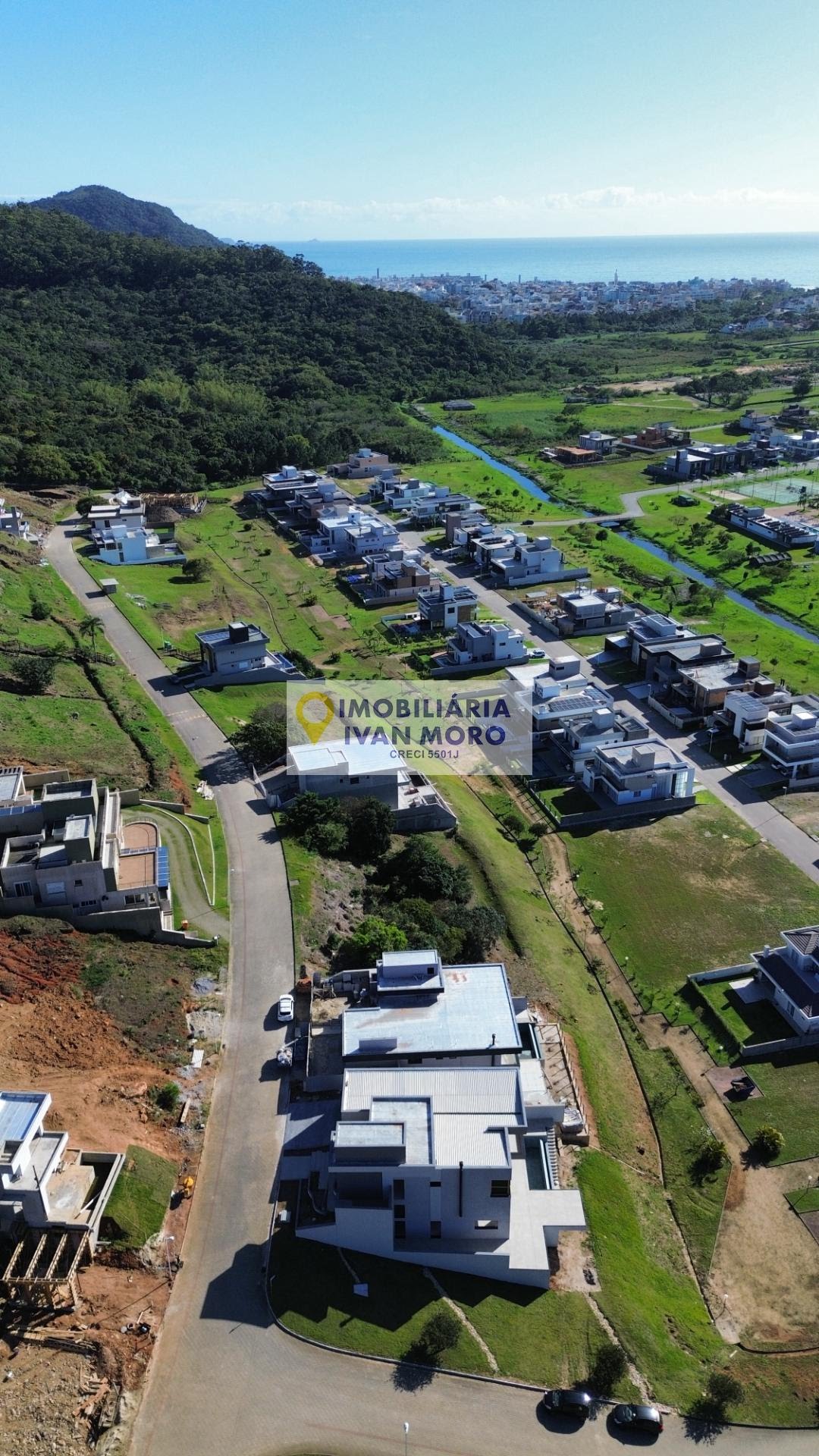 Casa à venda com 4 quartos, 4 suítes, 3 vagas e 551m² no Ingleses Norte, Florianópolis (SC) — foto 8 de 30