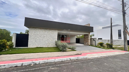 Casa linear 4 quartos, sendo 3 suítes no Arquipélago de Manguinhos