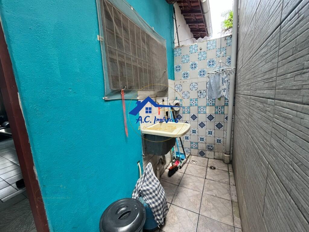 Casa à venda com 2 quartos, 1 banheiro, 1 vaga e 61m² no Jardim Imperador, Praia Grande (SP) — foto 9 de 24