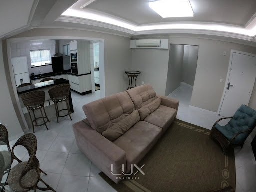 Apartamento 03 Dorm. em Meia Praia  -  Itapema