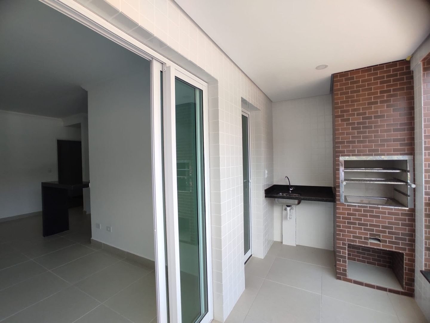 Apartamento à venda com 3 quartos, 3 banheiros, 3 vagas e 89m² no Toninhas, Ubatuba (SP) — foto 11 de 18
